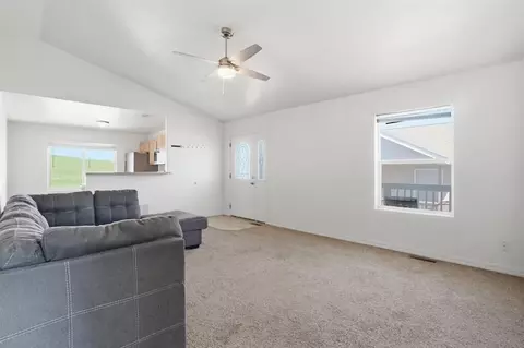 Living - 910 Heritage Dr, Spearfish, SD 57783 photo 2 of 4
