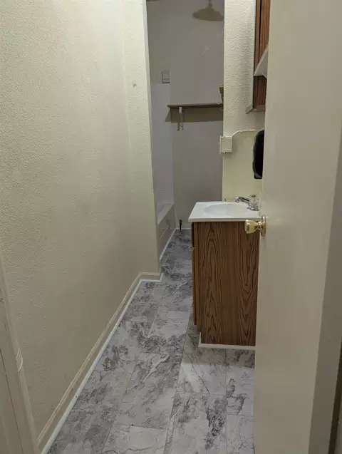 Bath - 214 Milliken St, Lead, SD 57754 photo 1 of 1