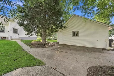 Exterior - 931 8th St, Spearfish, SD 57783 photo 4 of 7