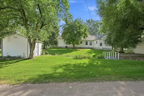 Exterior - 931 8th St, Spearfish, SD 57783 photo 5 of 7
