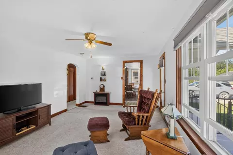 Living - 620 Lawrence St, Belle Fourche, SD 57717 photo 2 of 2