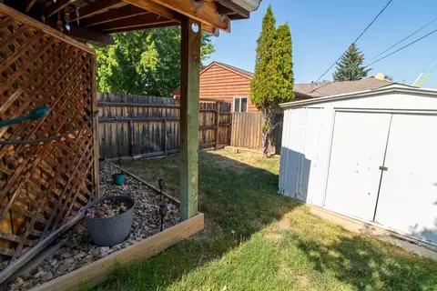 Exterior - 2067 11th Ave, Belle Fourche, SD 57717 photo 5 of 6