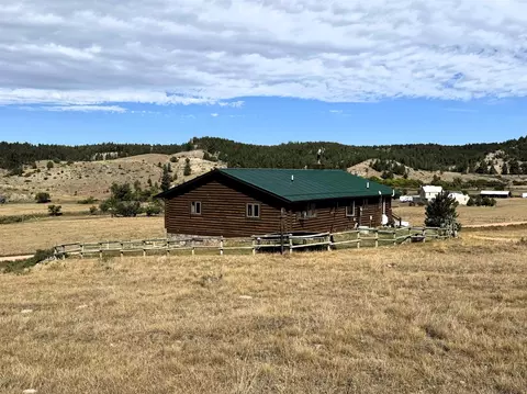 Exterior - 604 Douglas Rd, Sundance, WY 82729 photo 3 of 4
