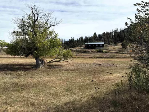 Exterior - 604 Douglas Rd, Sundance, WY 82729 photo 2 of 4