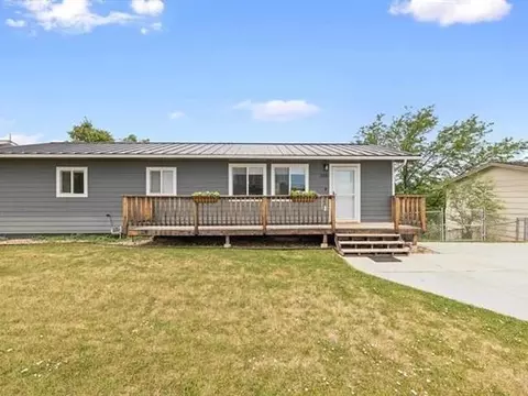 324 Oakland St, Rapid City, SD 57701