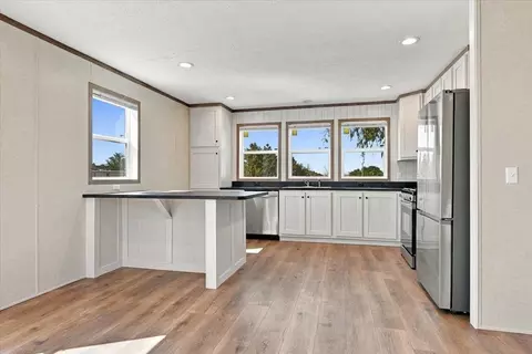 Kitchen - 314 Summit St, Belle Fourche, SD 57717 photo 1 of 3