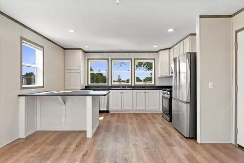 Kitchen - 314 Summit St, Belle Fourche, SD 57717 photo 2 of 3