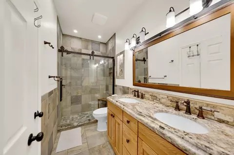 Bath - 10825 Quaal Rd, Black Hawk, SD 57718 photo 4 of 4
