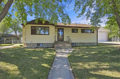 1530 Gray Blvd, Newcastle, WY 82701