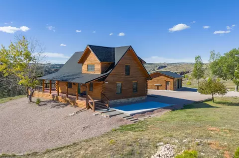 28025 Cascade Rd, Hot Springs, SD 57747