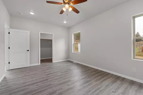 Bedroom - 956 Ponderosa St, Custer, SD 57730 photo 5 of 7