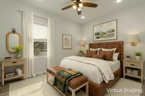 Bedroom - 956 Ponderosa St, Custer, SD 57730 photo 2 of 7