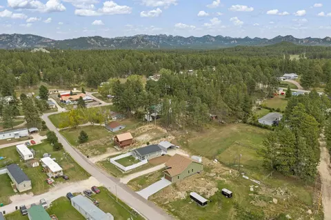 View/Area - 956 Ponderosa St, Custer, SD 57730 photo 4 of 4