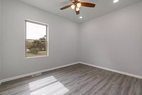 Bedroom - 956 Ponderosa St, Custer, SD 57730 photo 6 of 7