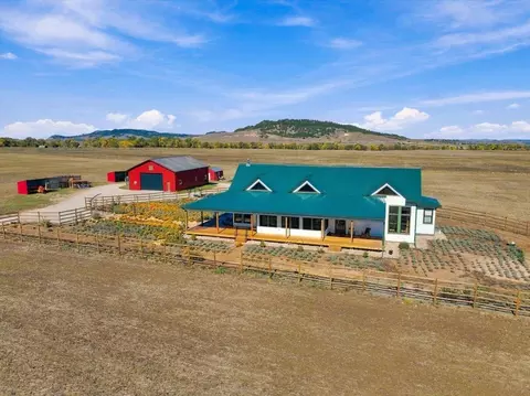 Exterior - 7100 Centennial Rd, Spearfish, SD 57783 photo 2 of 12