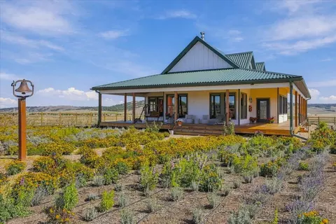 Exterior - 7100 Centennial Rd, Spearfish, SD 57783 photo 5 of 12