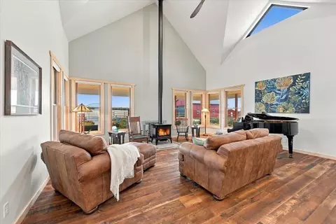 Living - 7100 Centennial Rd, Spearfish, SD 57783 photo 3 of 3