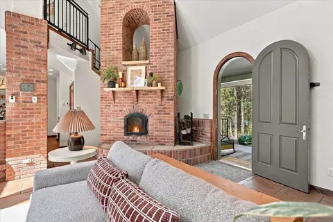 Entry Way - 20966 Hickok Pl, Lead, SD 57754 photo 2 of 3