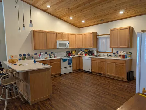 Kitchen - 727 Glendale Glendale Dr, Lead, SD 57754 photo 1 of 3