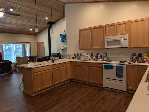 Kitchen - 727 Glendale Glendale Dr, Lead, SD 57754 photo 3 of 3