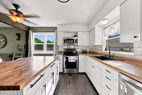Kitchen - 1001 N 10th St, Spearfish, SD 57783 photo 4 of 4