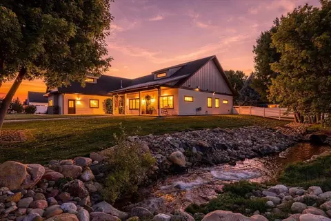 620 Bridgewater Ct, Spearfish, SD 57783