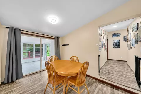 Dining - 25555 Highway 385, Custer, SD 57730 photo 1 of 1