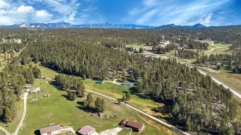 View/Area - 25555 Highway 385, Custer, SD 57730 photo 2 of 4