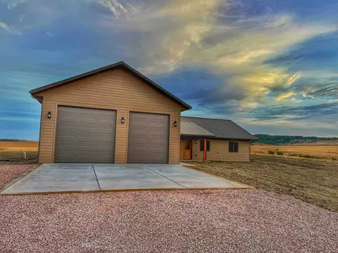 19 High Brow Ln, Moorcroft, WY 82721
