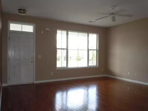 53 Fifth Ave, Bluffton, SC 29910 photo 2