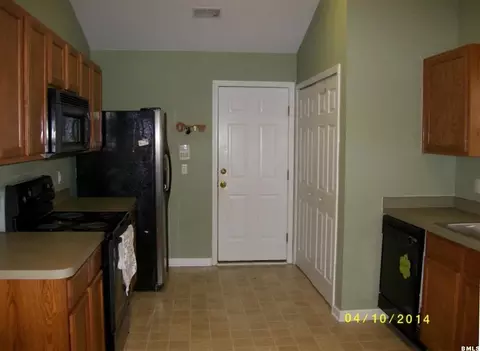 16 Spruce Dr, Bluffton, SC 29910 photo 9