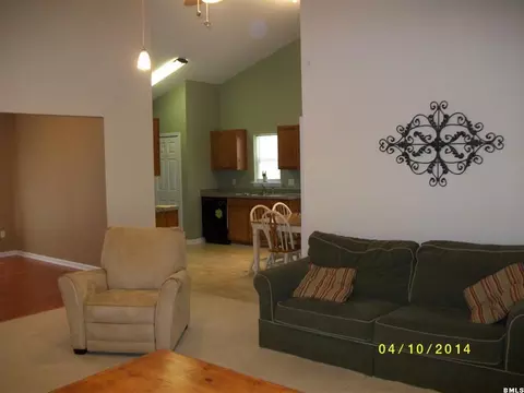 16 Spruce Dr, Bluffton, SC 29910 photo 3
