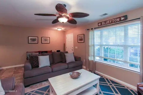 242 North Cir, Bluffton, SC 29910 photo 7