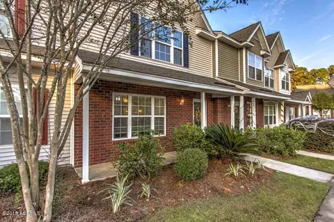 242 North Cir, Bluffton, SC 29910 photo 2