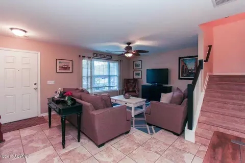 242 North Cir, Bluffton, SC 29910 photo 4