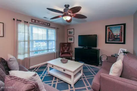 242 North Cir, Bluffton, SC 29910 photo 6