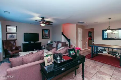 242 North Cir, Bluffton, SC 29910 photo 5