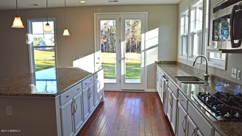 22 Windmill Ln, Bluffton, SC 29909 photo 7