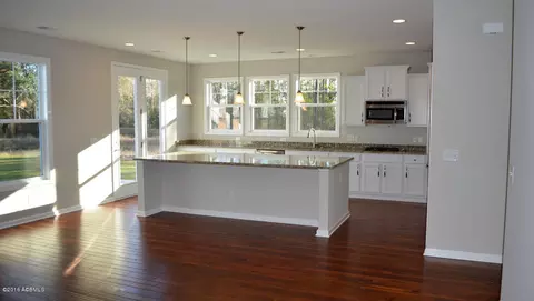 22 Windmill Ln, Bluffton, SC 29909 photo 6