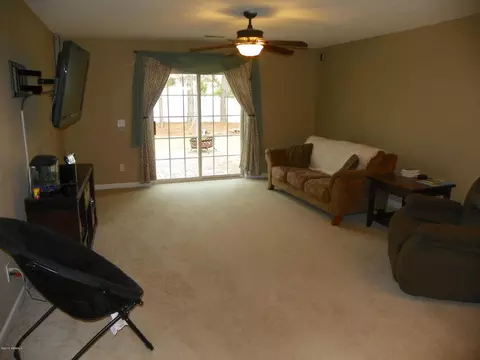 34 Sandy Pointe Dr, Bluffton, SC 29910 photo 2