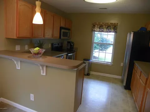 34 Sandy Pointe Dr, Bluffton, SC 29910 photo 3