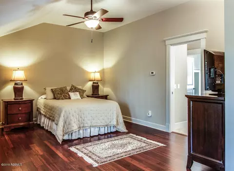 33 Tabby Shell Rd, Bluffton, SC 29910 photo 9