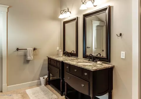 33 Tabby Shell Rd, Bluffton, SC 29910 photo 11