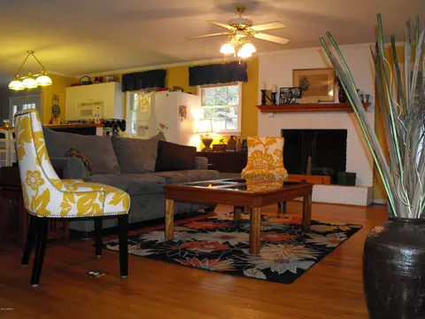 187 Chamblee Rd, Walterboro, SC 29488 photo 2