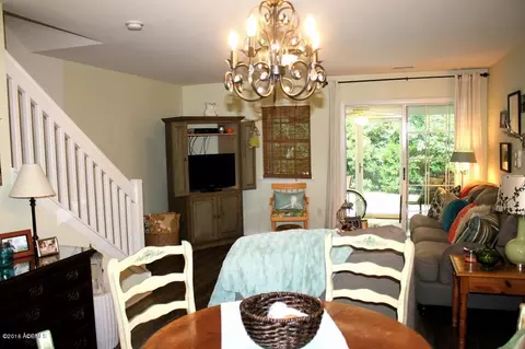 244 North Cir, Bluffton, SC 29910 photo 9