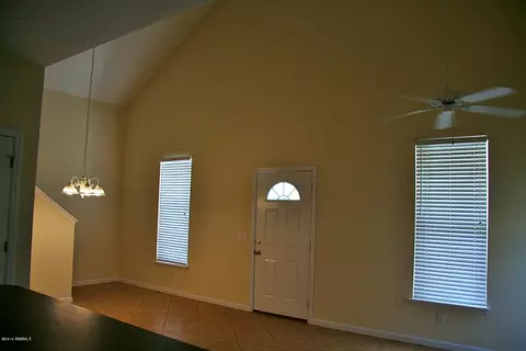 39 Pine Forest Dr, Bluffton, SC 29910 photo 2
