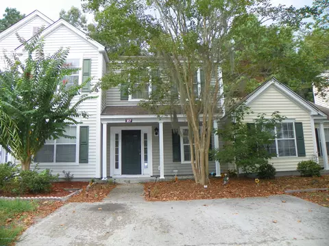 357 Gardners Cir, Bluffton, SC 29910 photo 2