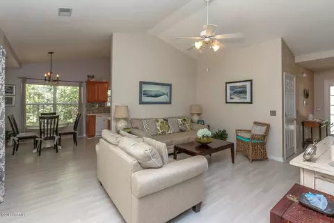 577 Mill St, Bluffton, SC 29910 photo 4