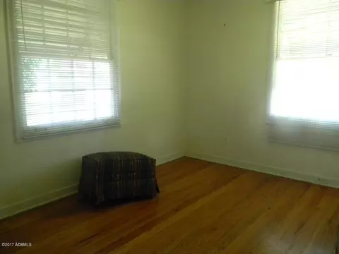 200 Holly St W, Hampton, SC 29924 photo 5