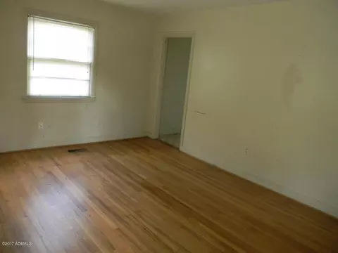 205 Ellis St, Hampton, SC 29924 photo 2